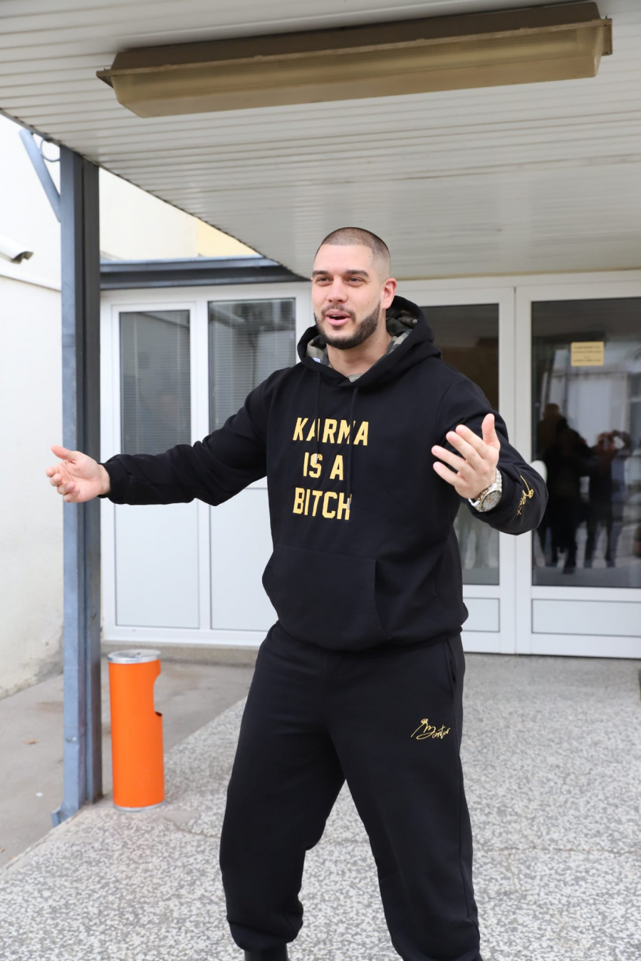 OŽENIO SAM JE I UZEO NJENO PREZIME Dejan nakon razvoda, odmah odveo verenicu kod matičara?