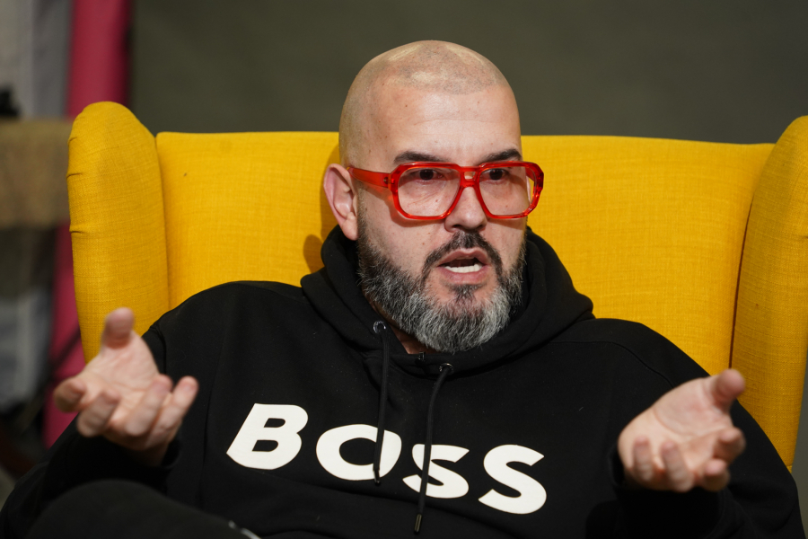 ANTIRATNA PESMA ILI ČISTA PROVOKACIJA?! Srpski poznavaoci Evrovizije komentarišu da li su skandalozni Hrvati povredili nečija osećanja!