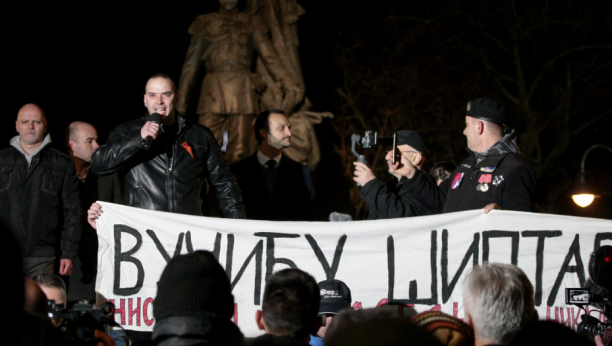 "NA SRETENJE SVAKO POKAŽE SVOJE PRAVO LICE!" Orlić: Dok je Vučić pozivao na slogu, antidržavna koalicija mu preti smrću!