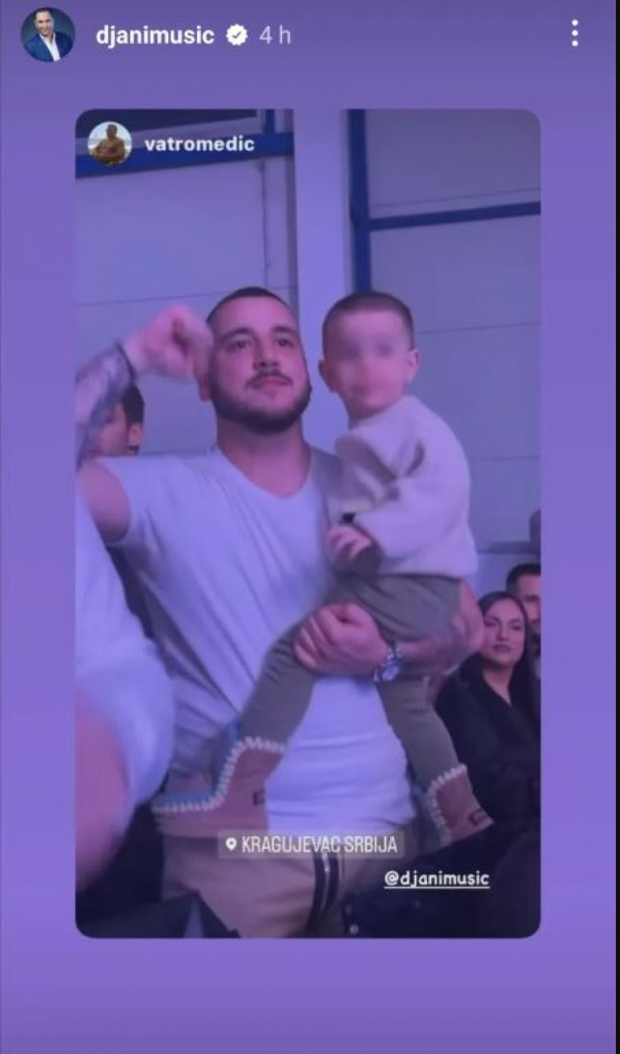 KRV NIJE VODA Đaniju se usred nastupa pridružio baš ON! Publika oduševljeno ponavljala 