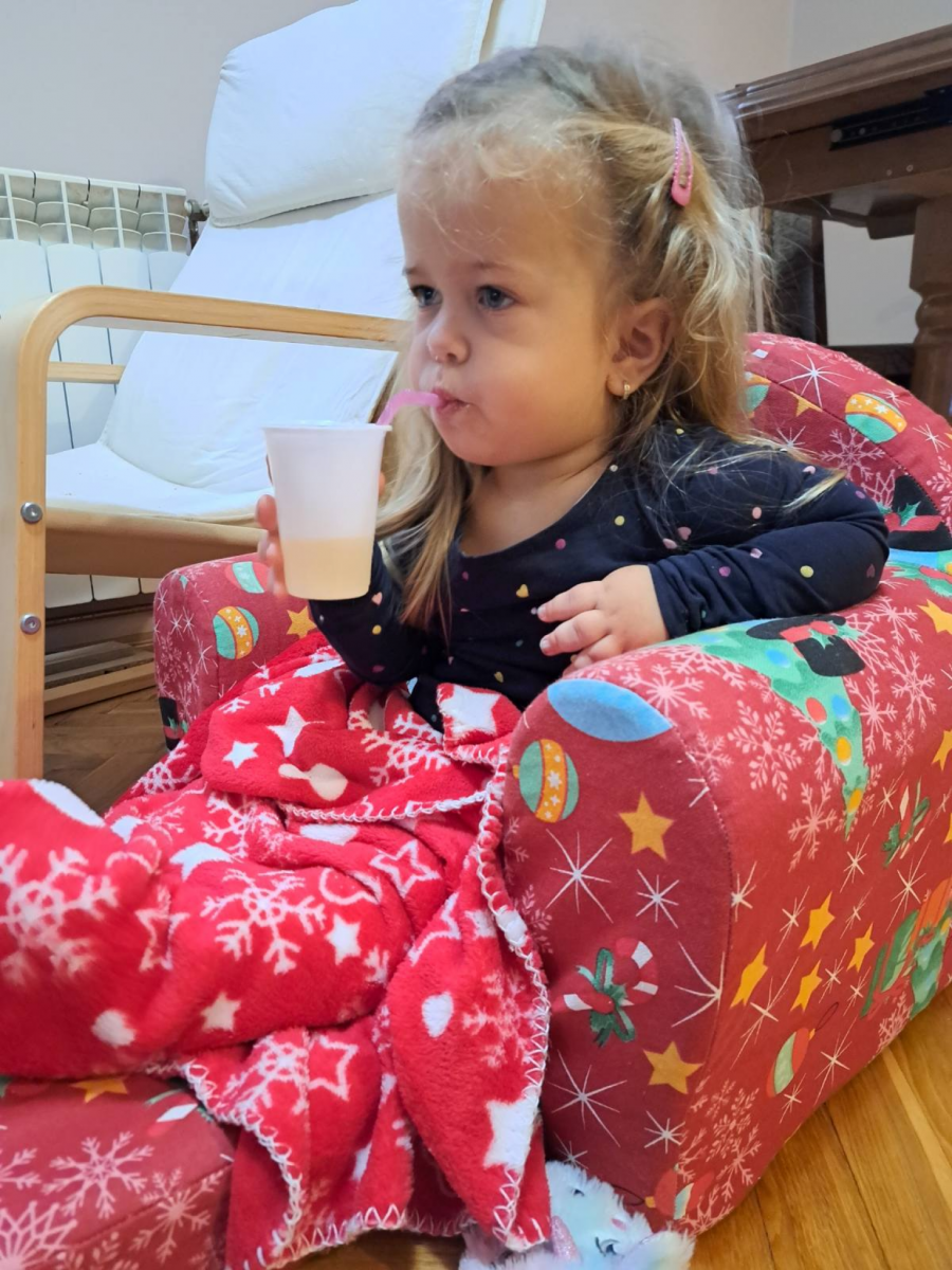 PITANJE KOJE CEPA SRCE: Zašto je ova seka tako mala...