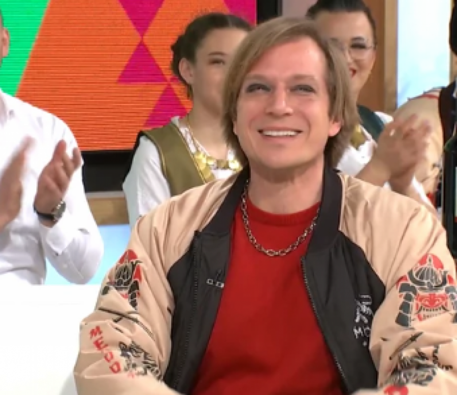 GLEDAOCI U ŠOKU ZBOG NAŠEG GLUMCA Izdanjem u emisiji uživo ostavio bez teksta, šta mu se desilo?! (FOTO)