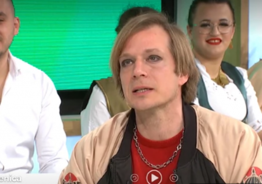 GLEDAOCI U ŠOKU ZBOG NAŠEG GLUMCA Izdanjem u emisiji uživo ostavio bez teksta, šta mu se desilo?! (FOTO)