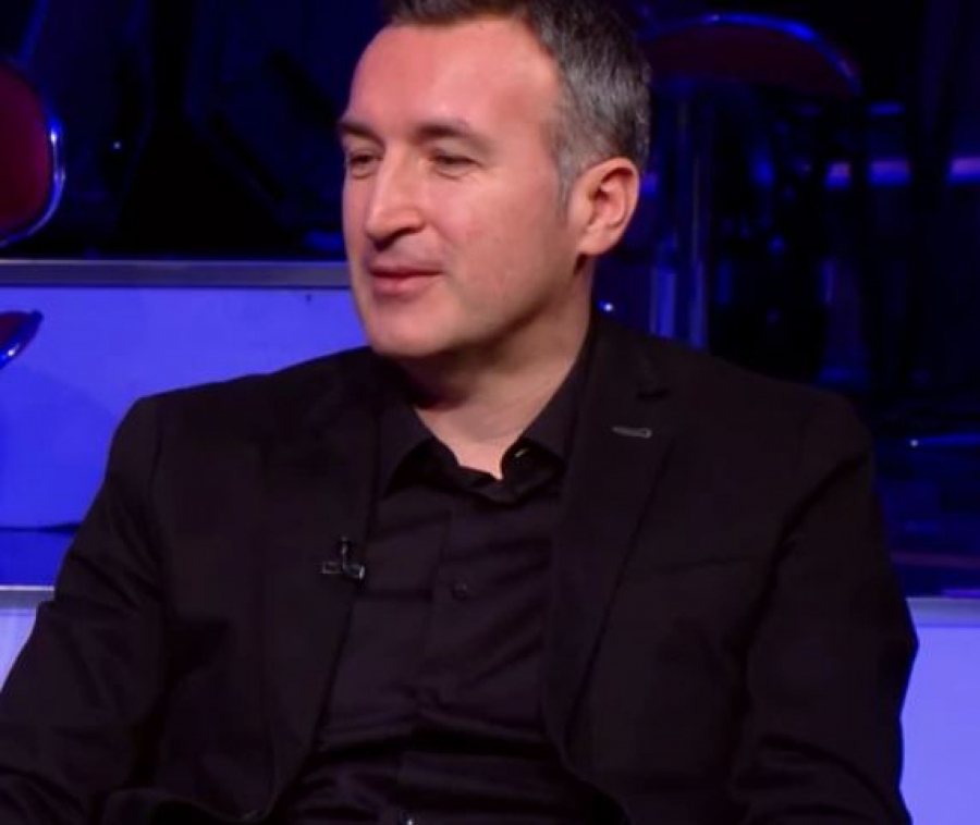 OVAJ PEVAČ JE KEBIN BRAT Nije se javno eksponirao, ima hit nadimak, a ZAVRŠIO JE OVAJ DRŽAVNI FAKULTET