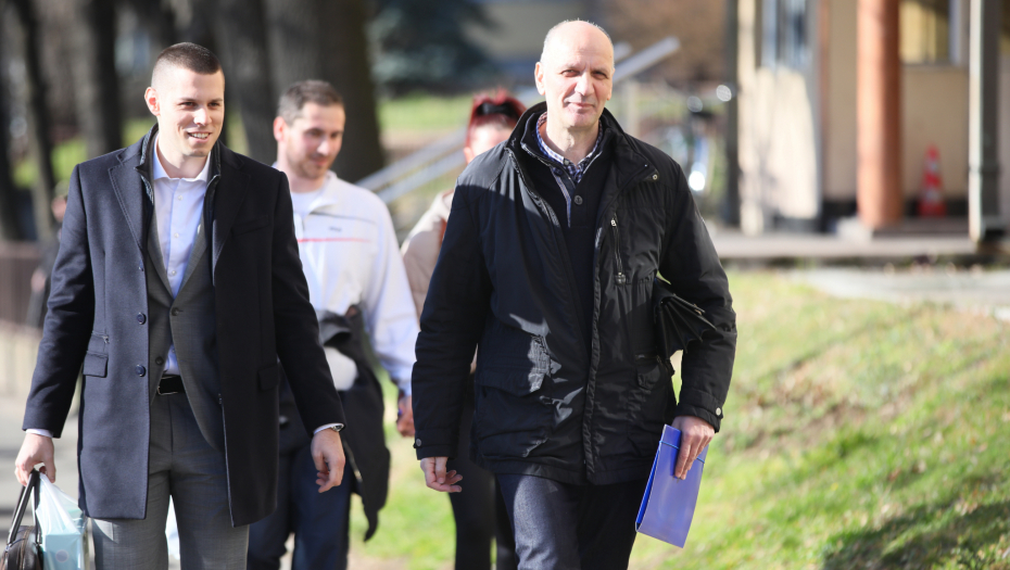 ODLOŽENO PRIPREMNO ROČIŠTE ŠARIĆU Suđenje odloženo jer se on nije pojavio