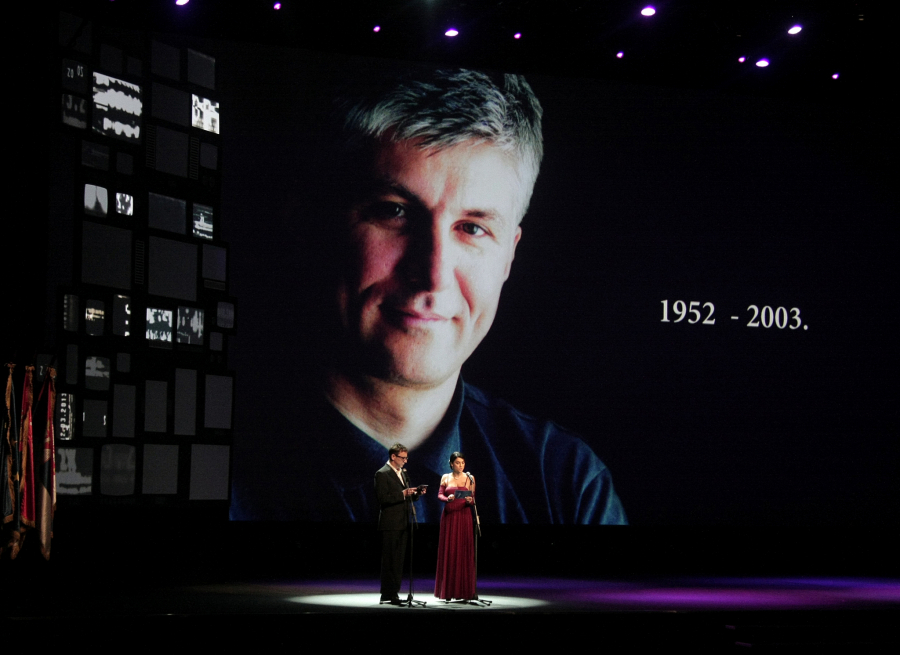 ŠOKANTNO KAKO DANAS ŽIVI DRUG ZORANA ĐINĐIĆA! Niko ne može da veruje, optužio ženu da ga je pokrala i pobegla sa novcem!