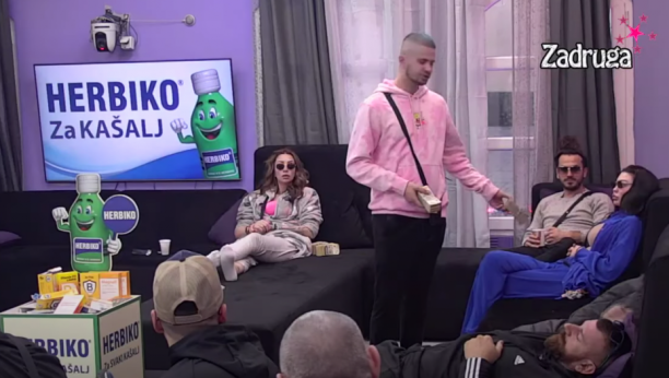 JOŠ UVEK ME VOLIŠ! Bilal žestoko spustio Maju zbog Cara, ona mu BRUTALNO UZVRATILA