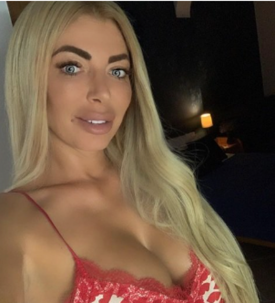 BIVŠA RIJALITI UČESNICA HTELA DA SE UBIJE: “To veče sam poslala poruku starijem sinu da mi oprosti