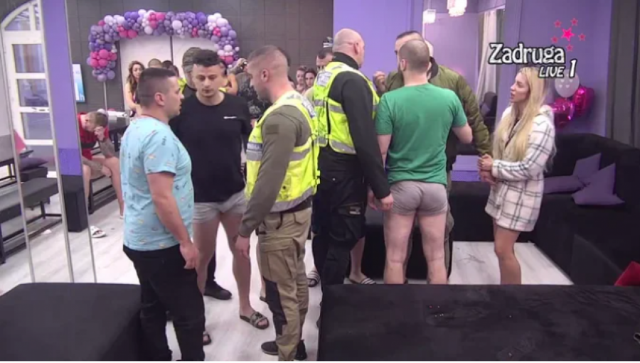 KLAO SAM SE SA MNOGO GORIMA OD TEBE INSTAGRAM MAFIJAŠU Bebica zaurlao na Cara pa mu pretio!