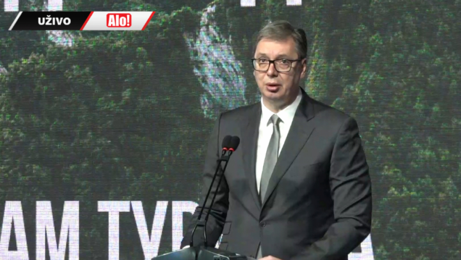 VUČIĆ NA BEOGRADSKOM SAJMU Predsednik prisustvuje otvaranju Međunarodnog sajma turizma (VIDEO)