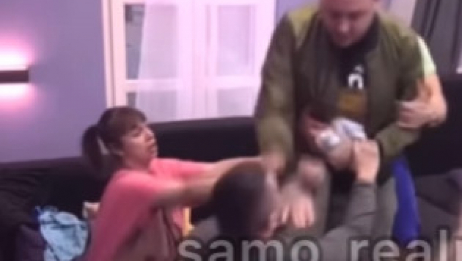 OVO NIJE PUŠTENO U PROGRAMU Niko nije video Miljanin šokantan potez tokom tuče Filipa i Bebice, da li je moguće?! (VIDEO)