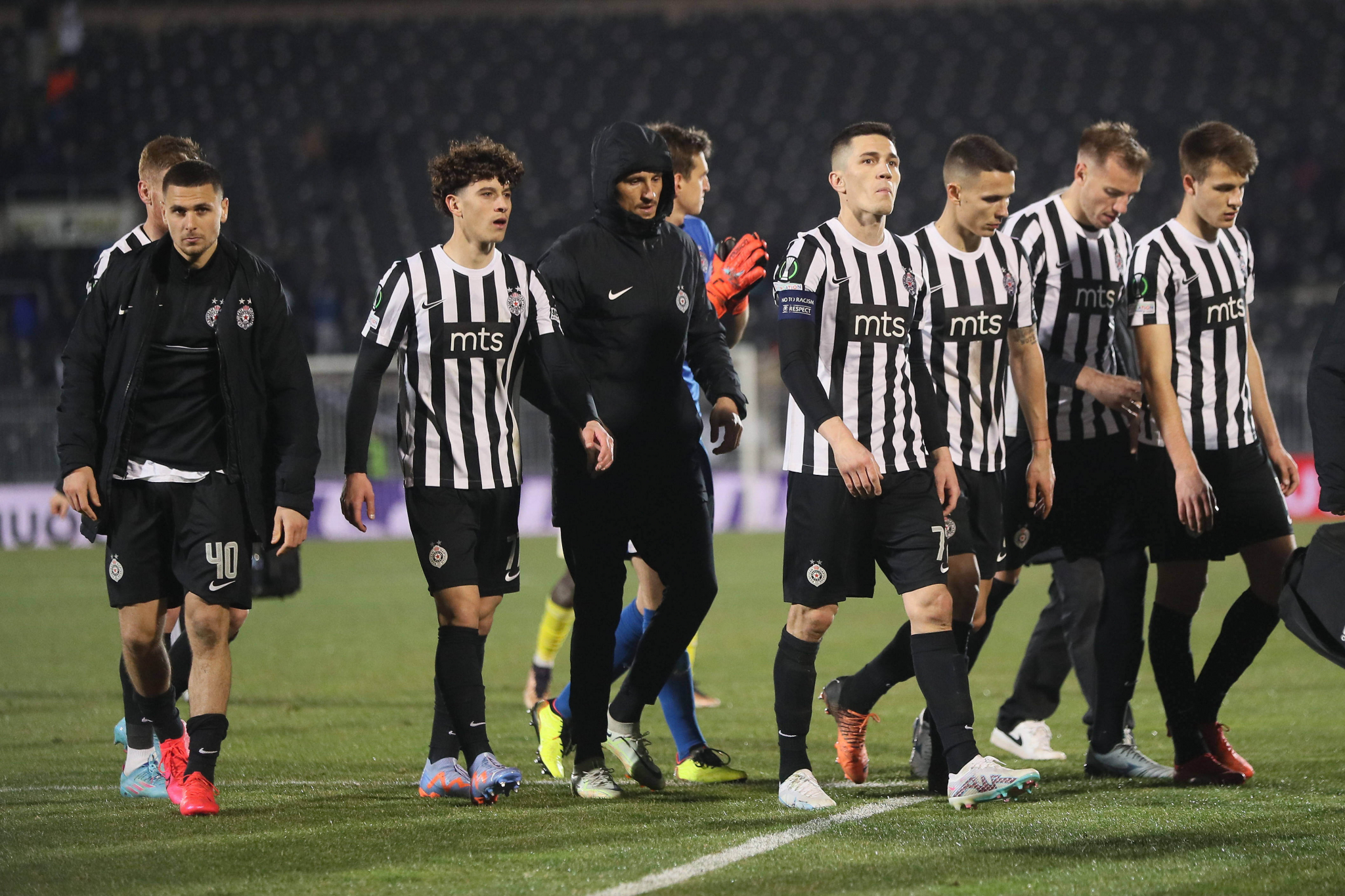 CRNO-BELO ZBOGOM EVROPI Partizan prokockao prednost iz Moldavije, Šerif postigao tri gola u Humskoj i prošao u osminu finala (VIDEO)