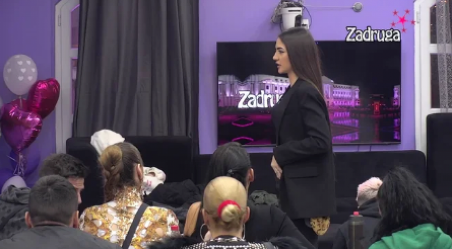 BUDEM LI SE ZAINATILA, BIĆE ZA PET MINUTA NA KAPIJI Anđela i dalje drži do reči koje je izgovorila Ani, Čurčićeva je upozorila na ovo