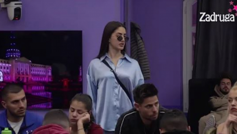 "ANA LAŽE, NEĆU NASESTI NA NJENU PRIČU"  Skandalozna izjava Anđele Đuričić ostavila zadrugare bez teksta,  Ćurčićeva van sebe