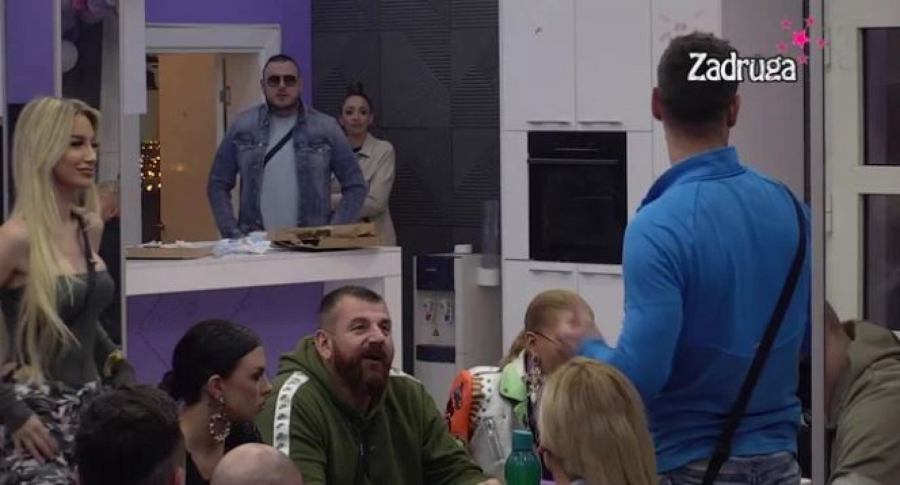 UDARILA JOJ NA MAJČINSTVO Aleksandra Nikolić osudila Anitu za nemoralno ponašanje: Jednog dana će ti dete reći...