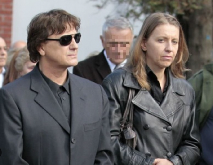 OVO JE MISTERIOZNA ŽENA ZDRAVKA ČOLIĆA Njegova obožavateljka ju je ubola nožem po licu, a evo čime ga je očarala! (FOTO)