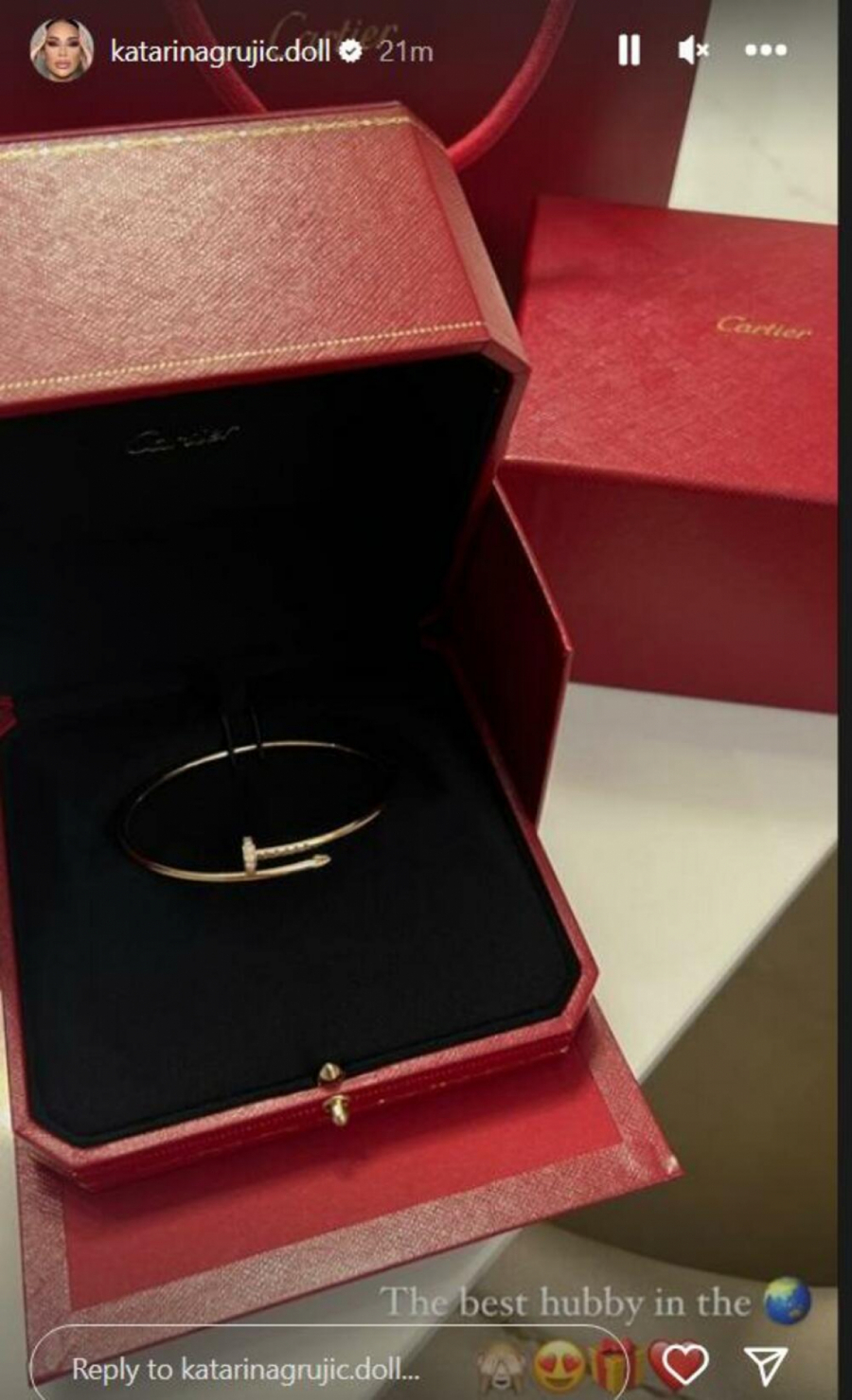 ODREŠIO KESU Gobelja Kaći kupio skupoceni komad nakita, od cifre će vas zaboleti glava! (FOTO)