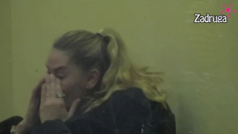 "MAJKA MU JE NA ULICI, JA SAM JOJ PLAĆALA DOM" Ana iznela još detalja pakla koji je prošla sa Zvezdanom,  evo šta se dešavalo kada je bio u zatvoru