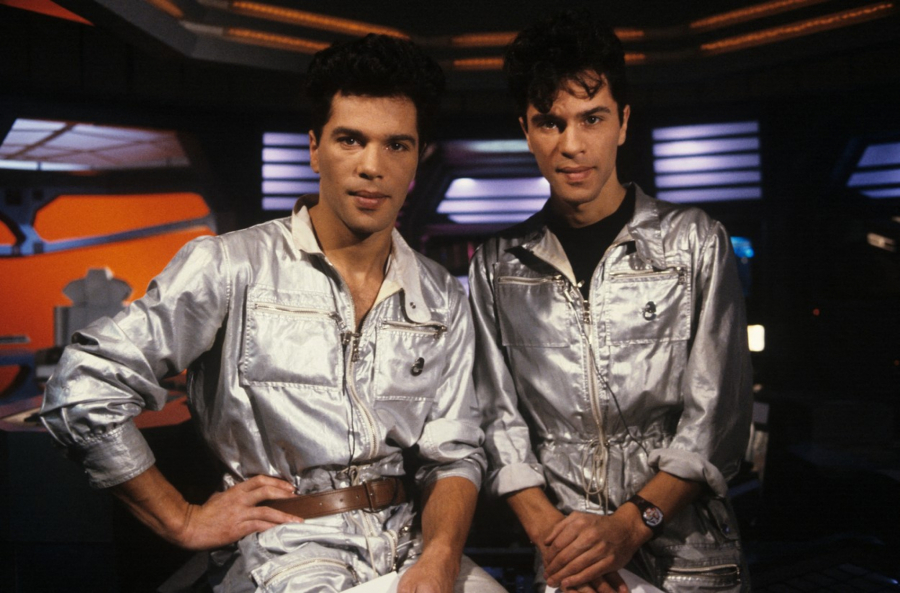 SRBIJA IH JE IDEALIZOVALA I DIZALA U NEBESA, A SVET GLEDAO KAO NAKAZE Bili su simbol muške lepote, a onda su završili tragično! (FOTO)