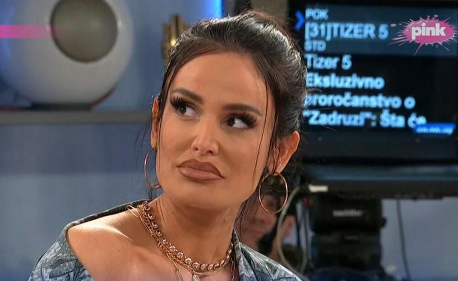 INDI SLOMLJENA NAKON RAZVODA Prvo njeno oglašavanje nakon ljubavnog brodoloma, još uvek je u šoku i van sebe!