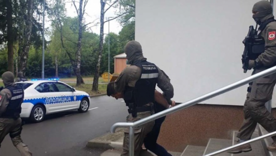 NOVI DETALJI AKCIJE “TRANSPORTER” Policajci prevozili drogu i štitili narkobosa: Oslovljavali ga sa "šefe"