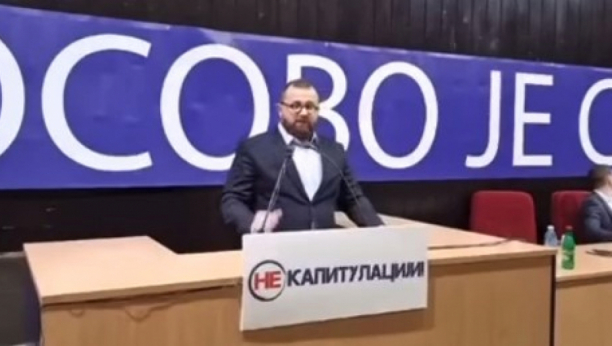 LJUDI, ŠTA BULAZNI OVAJ ČOVEK? Đorđević održao možda najtupaviji govor u istoriji srpske politike (VIDEO)