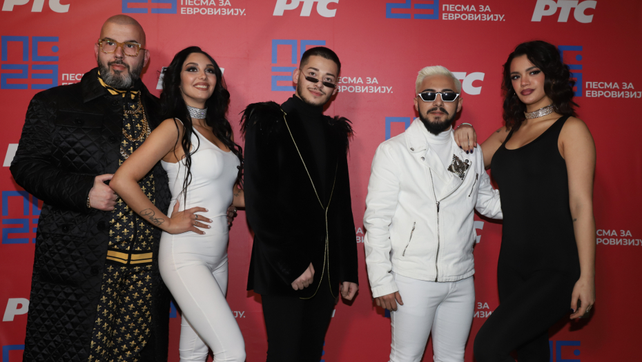 PESMA NOSI JAKU PORUKU Momci iz grupe "Duo Grand" oduševili javnost, a evo šta poručuju