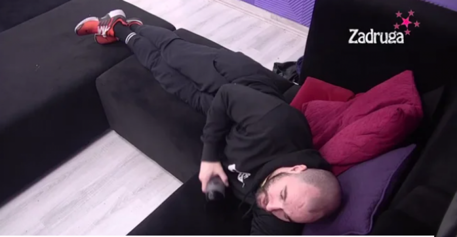 PREŠAO NA MAJU Nakon što je izvređao Anđelu, Zvezdan otišao korak dalje: Tebi uvek mogu da se vratim!