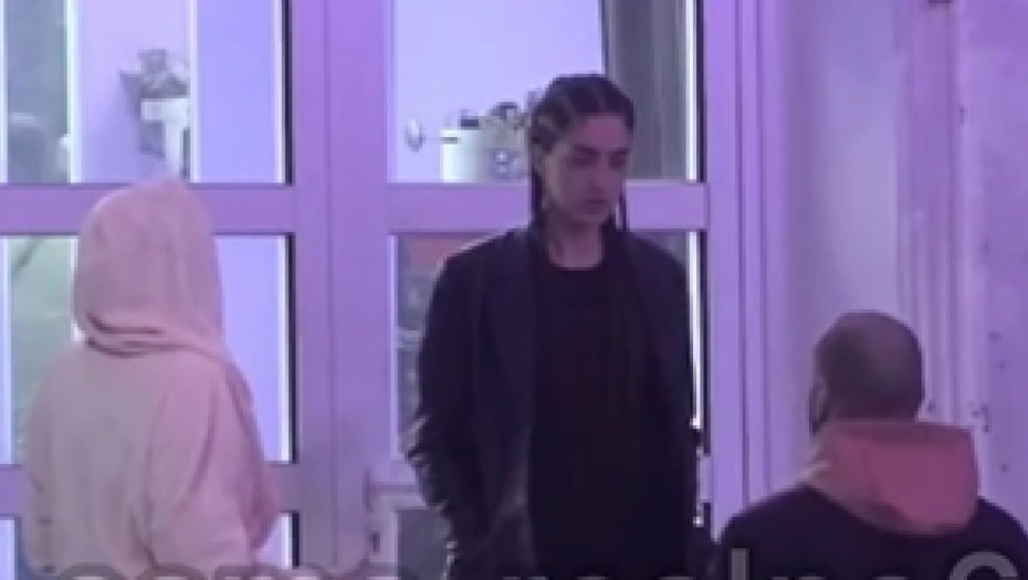 ZVEZDAN UDARIO ANĐELU Ona podigla ruke da se odbrani, isplivao snimak nasilja (VIDEO)