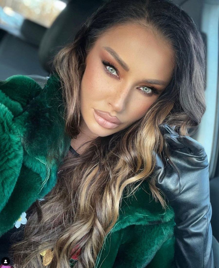 „ČESTITKU BEZ POKLONA NE PRIMAM“,  Katarina Živković očitala bukvicu svim muškarcima