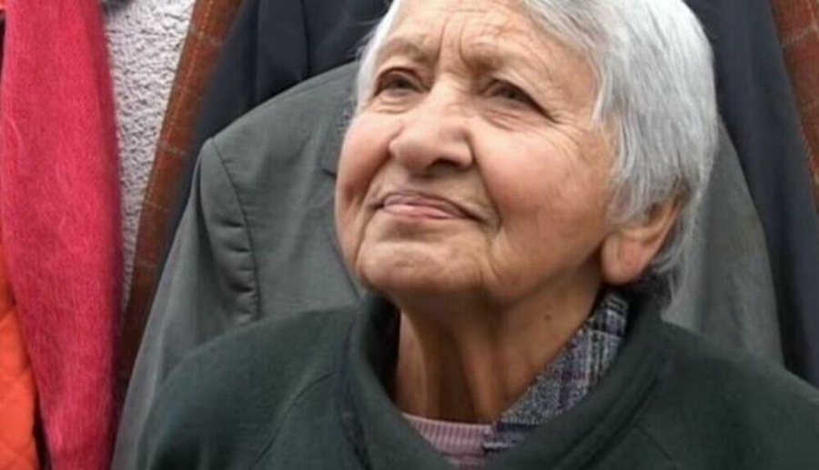 PEVALA JE TITU, ŽIVELA KAO KRALJICA, KUPALA SE U MILIONIMA, A ONDA ODJEDNOM PROPALA Umrla je u bedi i siromaštvu, bez igde ikoga! (FOTO)