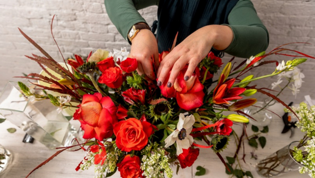 Nikako ne poklanjajte ovaj cvet ženi za 8. mart: Evo kako da napravite pravi izbor