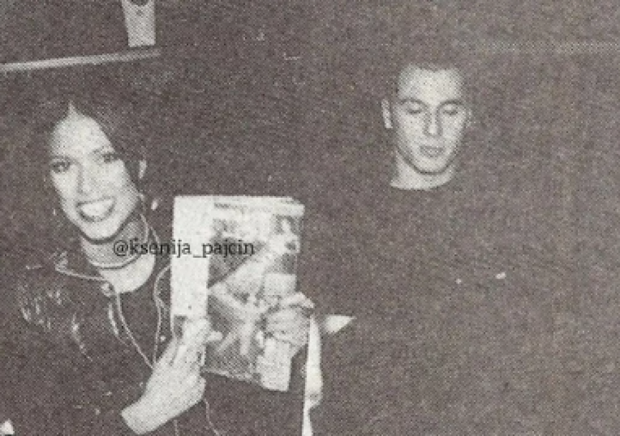 ISPLIVALA NEVIĐENA FOTKA ZVEZDANA SLAVNIĆA IZ PROŠLOSTI Prizor naježio celu Srbiju, a evo šta posebno razara! (FOTO)