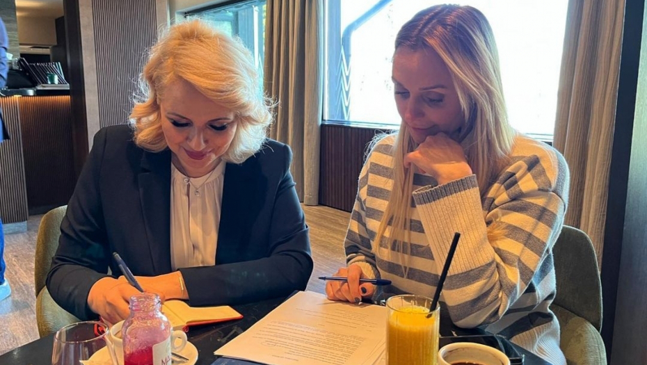 MINISTARKE DAN ŽENA ZAPOČELE SASTANKOM: Evo o čemu je reč (FOTO)