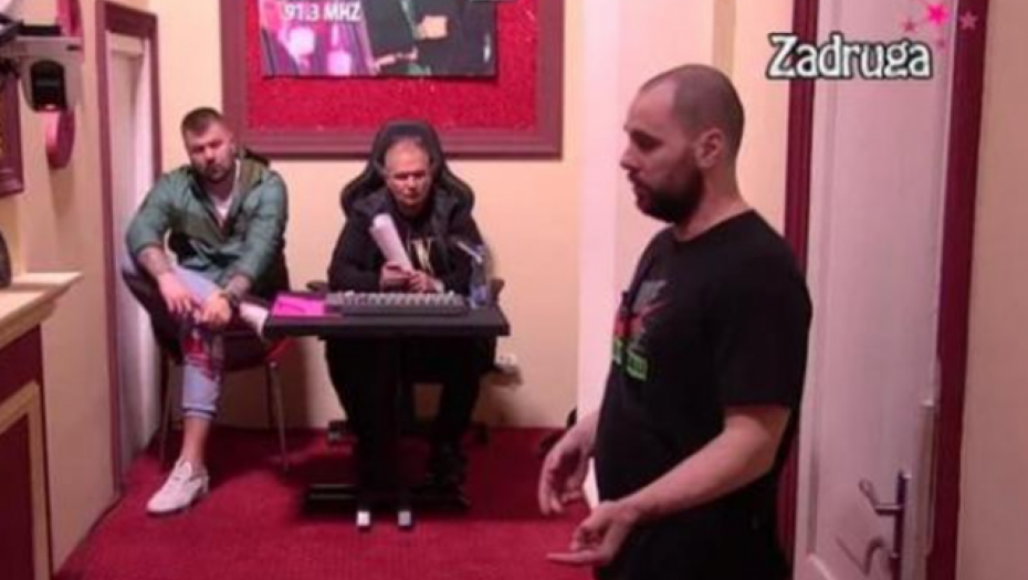 ZVEZDAN NASRNUO NA ANU Pomahnitalo uleteo u radio i uputio joj užasne pretnje, a onda pokušao da je zaplaši!