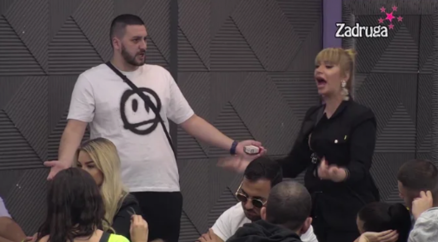 JE*E TE BEBICA, A TVRDIŠ DA VOLIŠ MENE Zola presekao pa sasuo Miljani u lice sve!