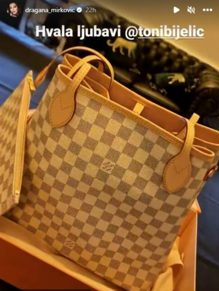 NA OVAJ NAČIN JE DRAGANU MIRKOVIĆ IZNENADIO SUPRUG Nije žalio para za ovakav poklon (FOTO)