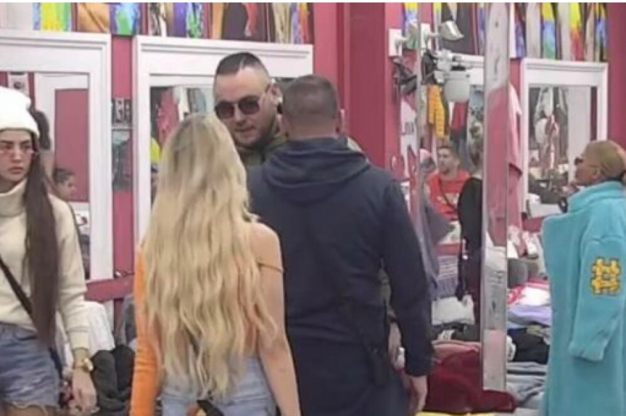 NOVI OKRŠAJ BIVŠIH LJUBAVNIKA Filip urlao na Aleksandru da bi je na kraju pljunuo, obezbeđenje reagovalo odmah (VIDEO)