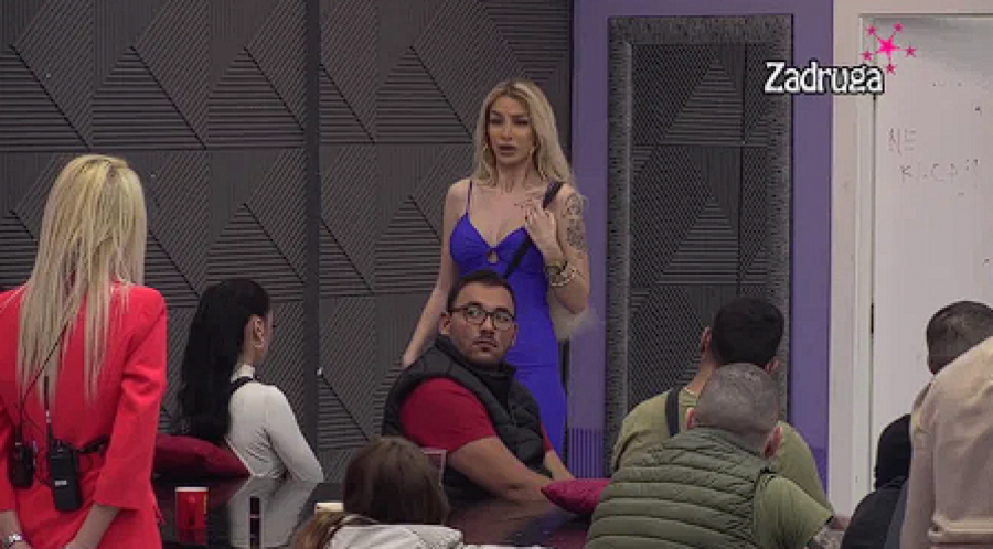 DOKAZALO SE DA LAŽE Aleks je za sve bila u pravu, Car raskrinkan kao nikada do sada, uhvaćen kako se gleda sa Majom