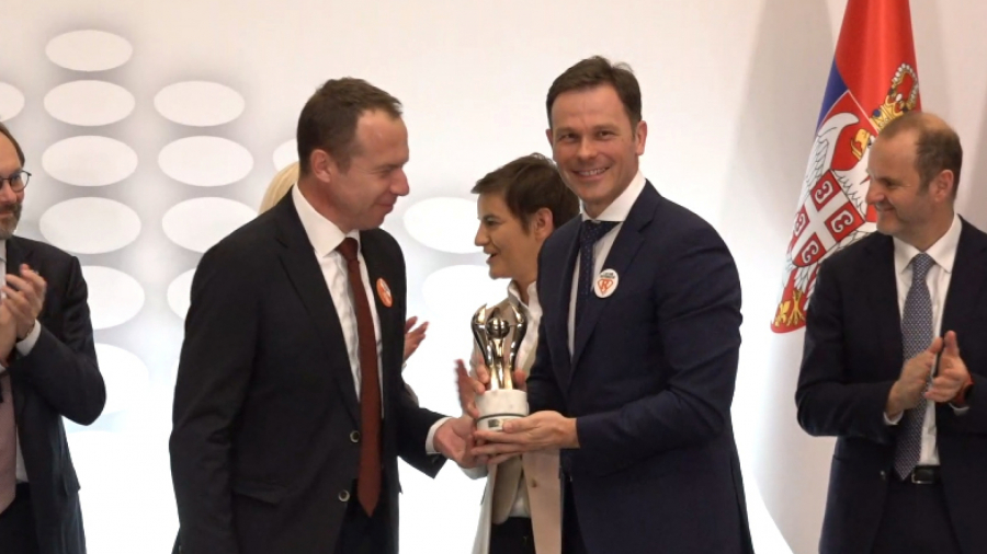 KONFERENCIJA O EKONOMSKIM REFORMAMA Siniša Mali proglašen za Reformatora godine! (VIDEO)