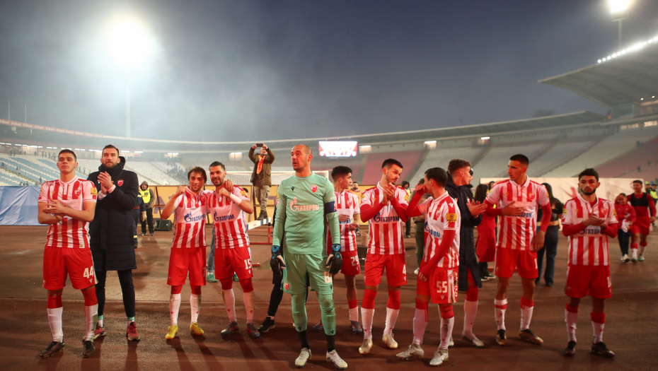 FUDBALSKA BOMBA Delegacija Zvezde uslikana na tajnom sastanku: Izraelac je novi trener crveno-belih?