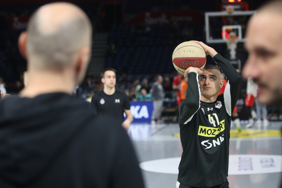 EVO KAKO IZGLEDA TABELA EVROLIGE Partizan na dve pobede od Top 8 faze, Zvezda skoro bez ikakvih šansi