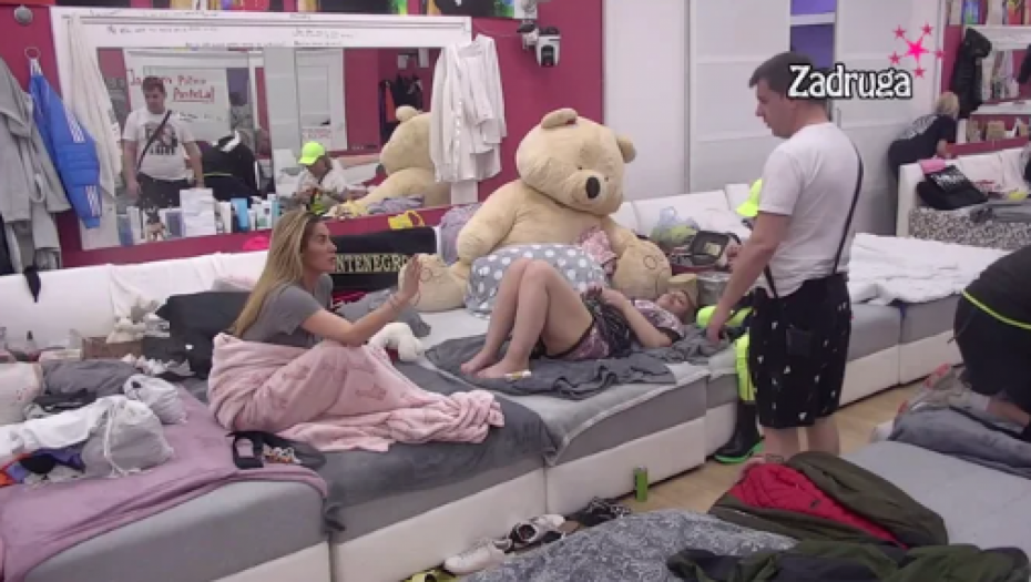 ANA U STRAHU OD IVANA Ćurčićeva pokušava da obrlati Marinkovića da ništa ne prenosi njenom bivšem mužu