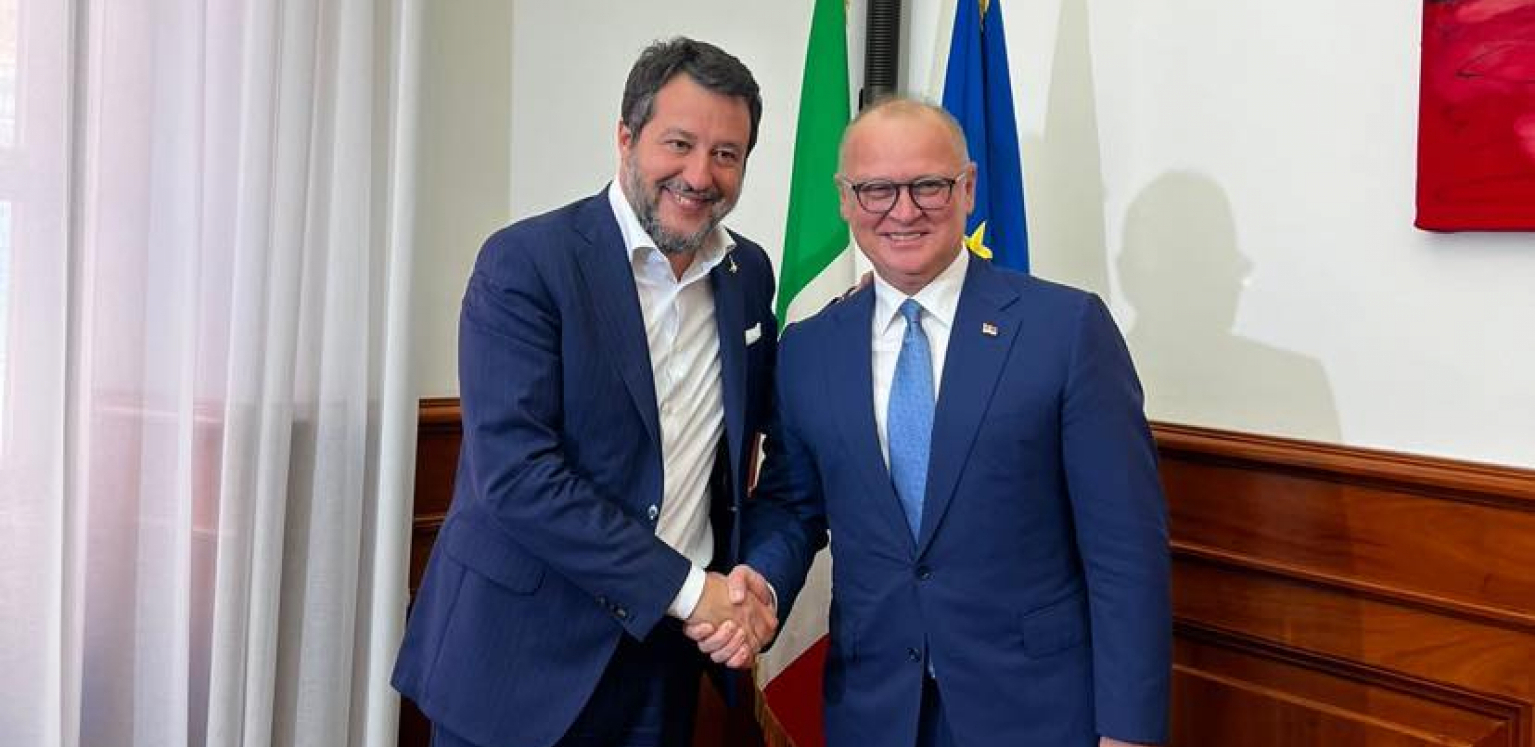 BIĆE POVEČAN BROJ TRANZITNIH DOZVOLA! Ministar Vesić nakon sastanka sa Salvinijem saopštlio još dobrih vesti