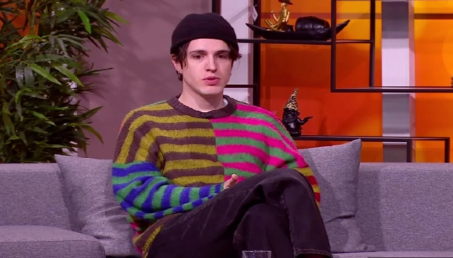 HURRICANE SRAMNO ISPROZIVALE LUKU BLEKA Tviteraši osuli drvlje i kamenje po njima, pa ih nikada brutalnije razapeli 