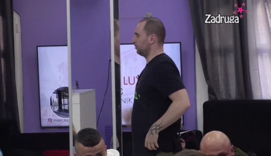 SRAMNO PRIZNANJE ZVEZDANA SLAVNIĆA Anđela propala u zemlju, a Ana Ćurčić se ukopala u mestu, ovo niko nije očekivao!