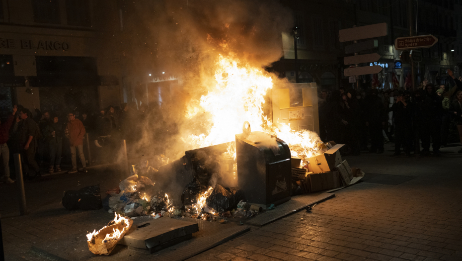 Tanjug/AP Photo/Lewis Joly