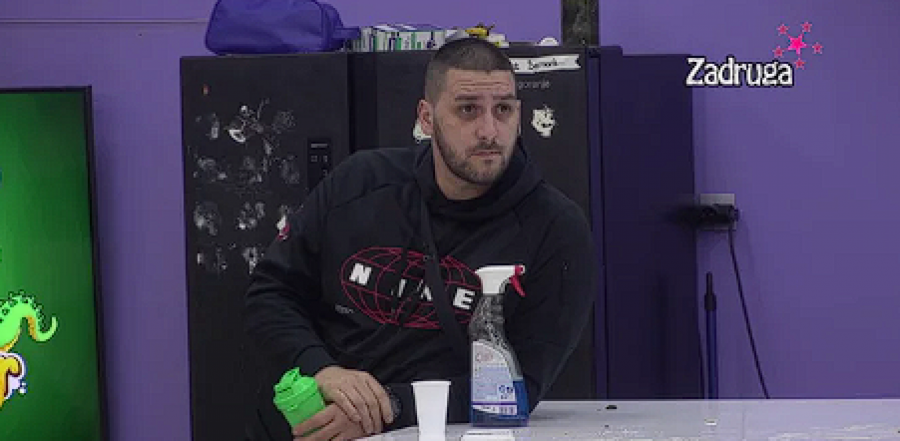 POKUŠALA DA SE OPRAVDA Zola ubeđen da Aleks radi sve iz inata jer je umešala Anitu u njegovu vezu sa Miljanom