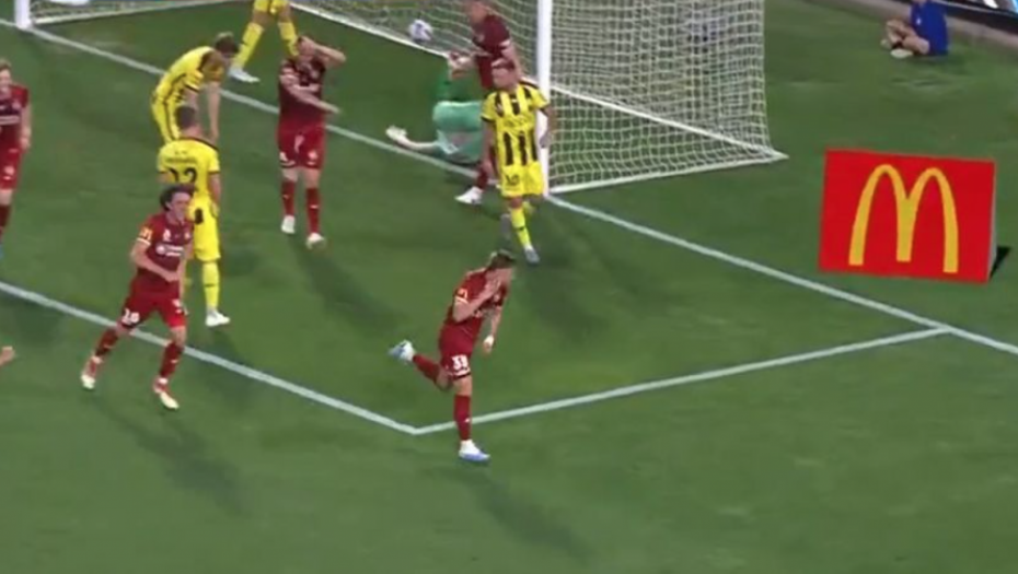 LUKA JE PRAVO FUDBALSKO ČUDO Postigao gol, pa proslavio u stilu Aleksandra Mitrovića (VIDEO)