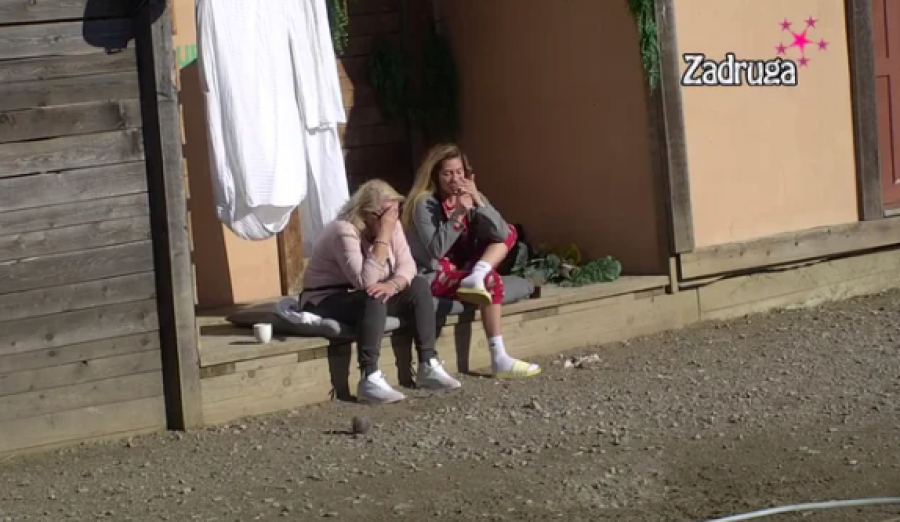 ANA ĆURČIĆ VAN SEBE, SLOMILA SE I ZAJECALA NA SAV GLAS Zvezdan pokušava potpuno da je razori i uništi, ona ne može da veruje jedno!